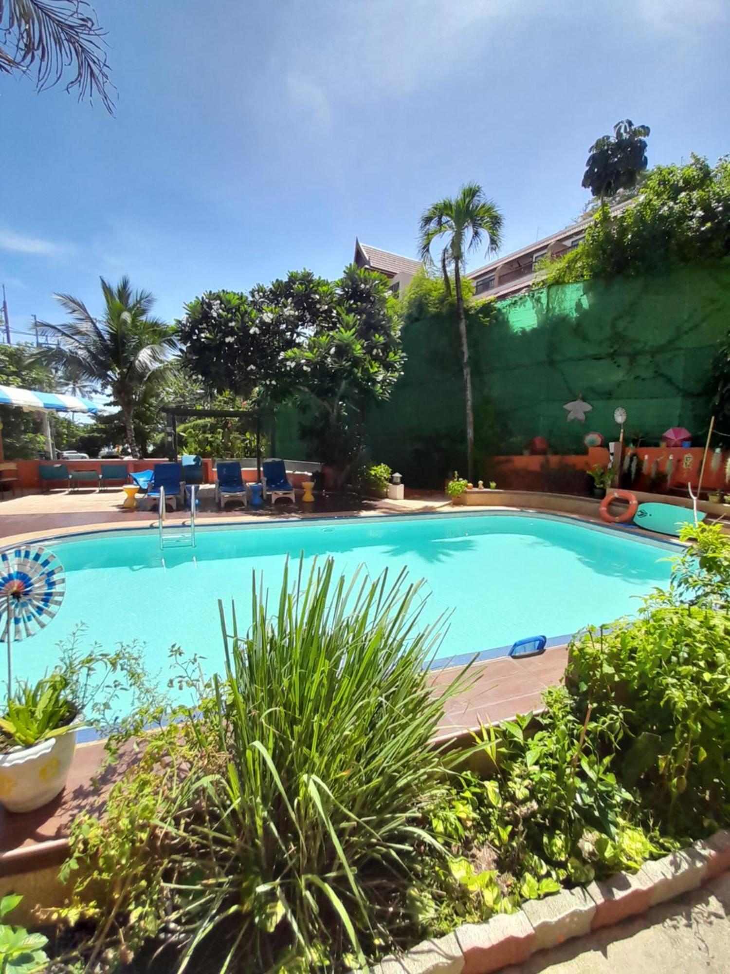 Porterhouse Beach Hotel Patong Ngoại thất bức ảnh