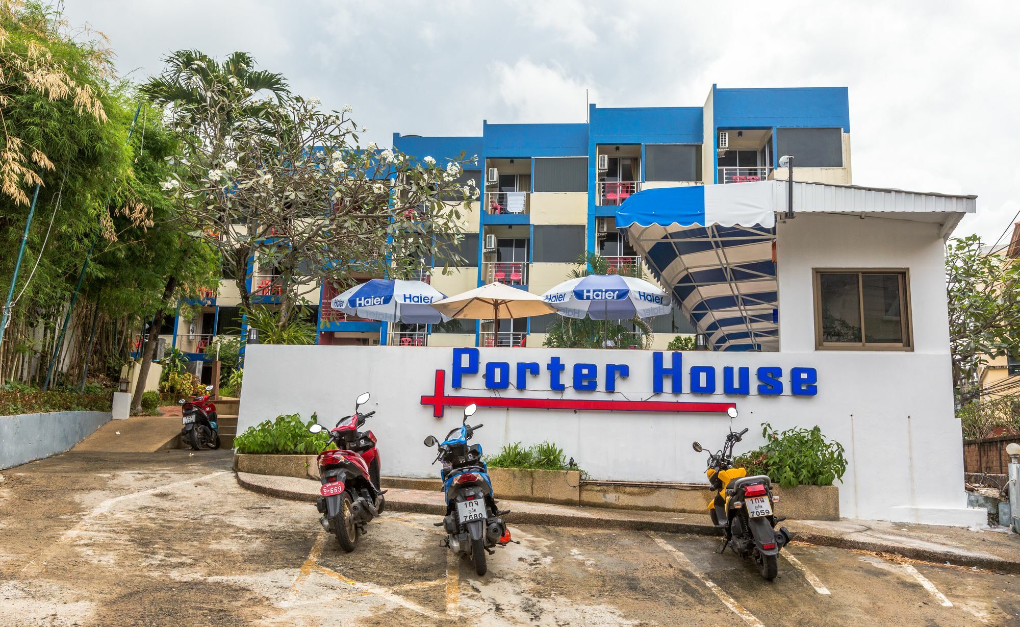 Porterhouse Beach Hotel Patong Ngoại thất bức ảnh