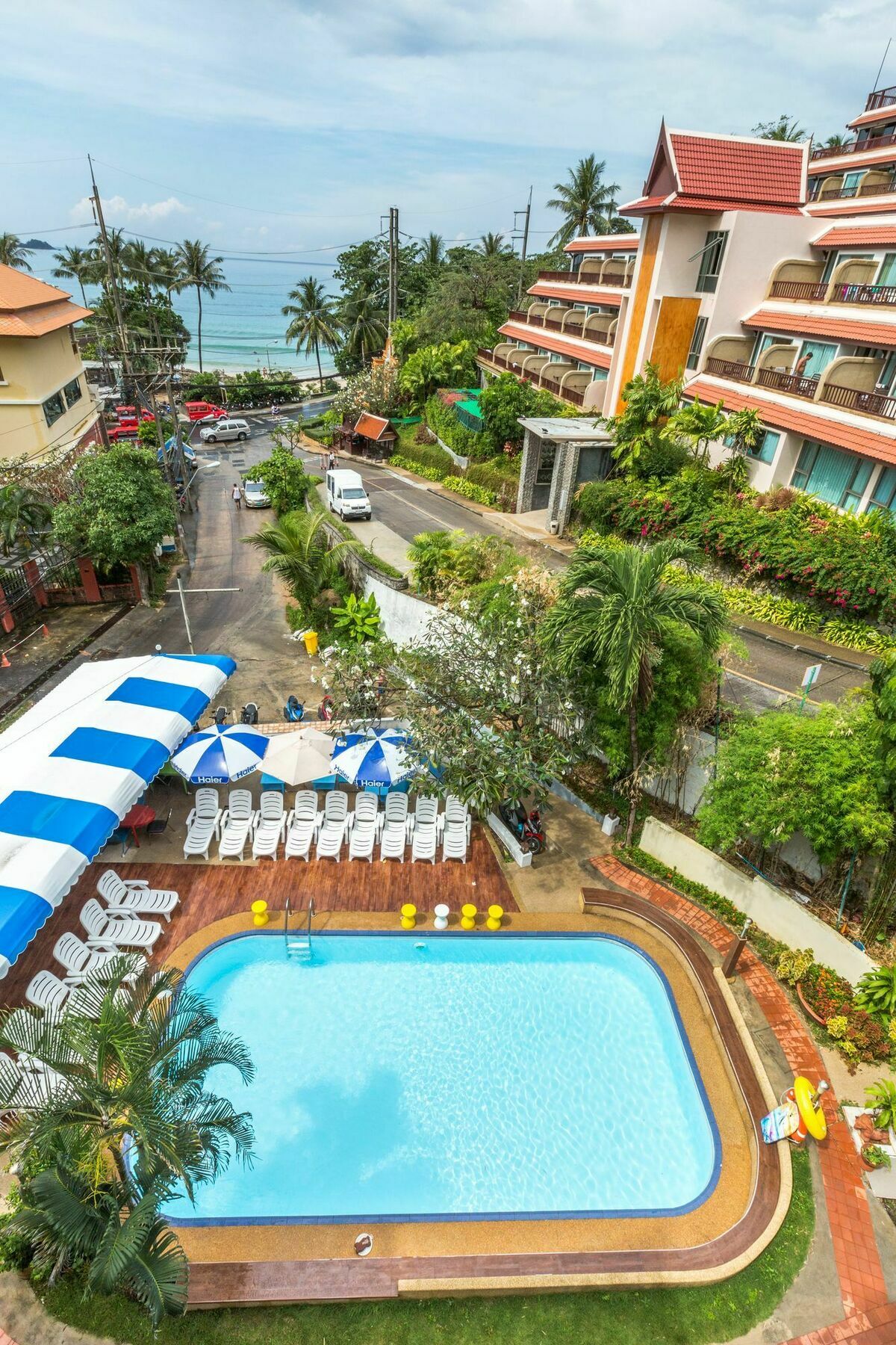 Porterhouse Beach Hotel Patong Ngoại thất bức ảnh